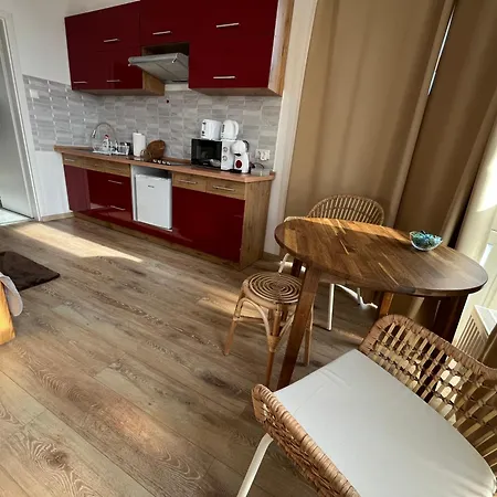 Cedrus Apartment *